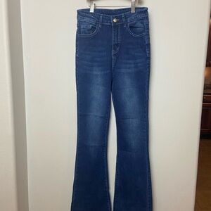 Elegant Indigo Flare Jeans